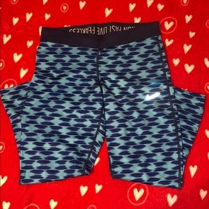 Nike Cropped Leggings